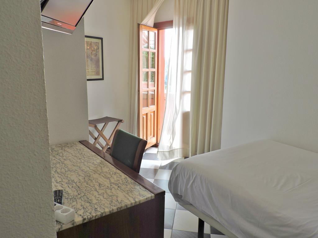 Hotel Las Yucas Atarfe Dış mekan fotoğraf
